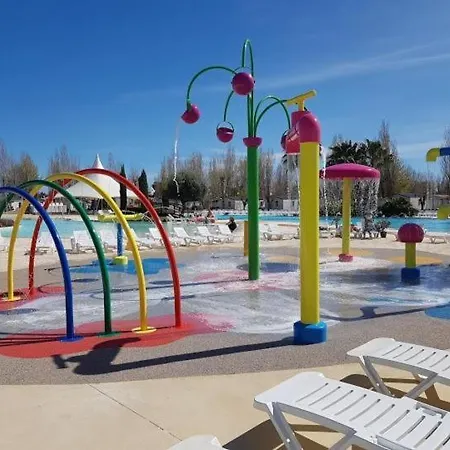 Campsite Mobile 6-8 Personnes La Carabasse A